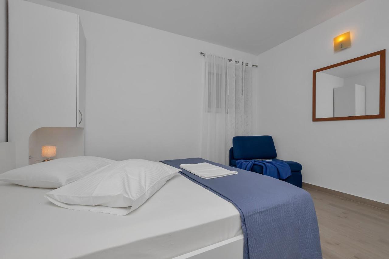 Apartments Marija Tucepi Luaran gambar