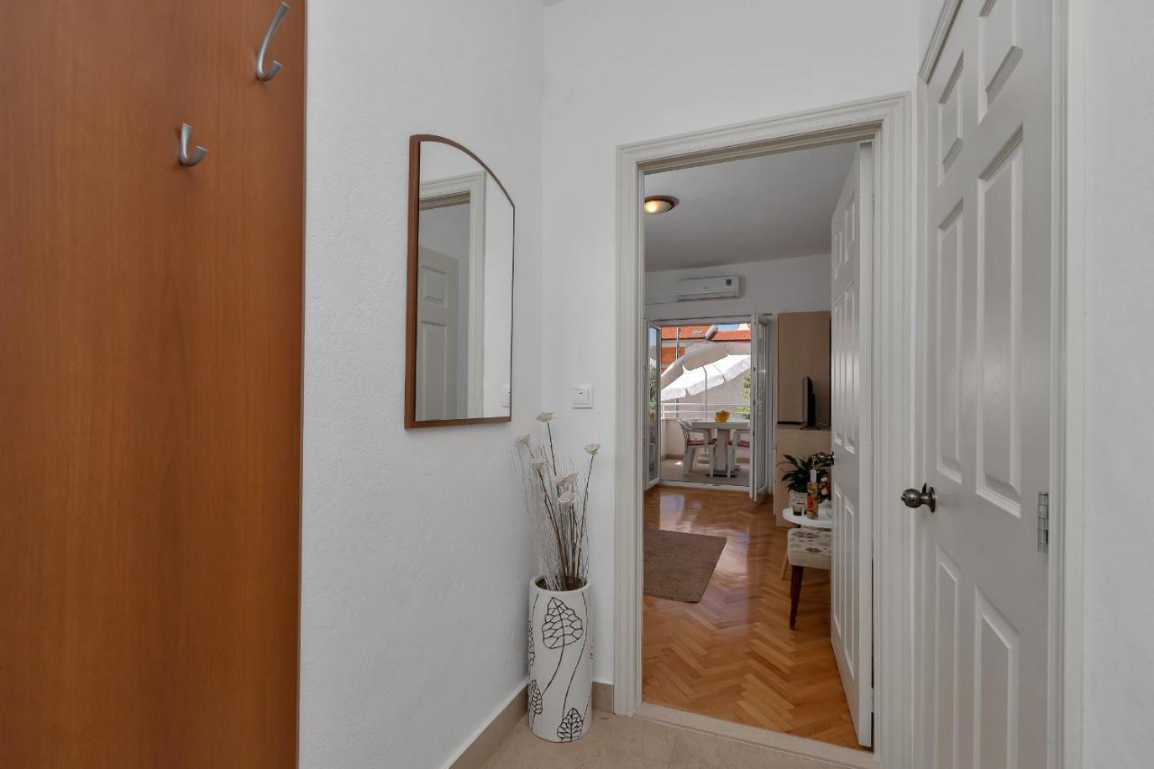 Apartments Marija Tucepi Luaran gambar