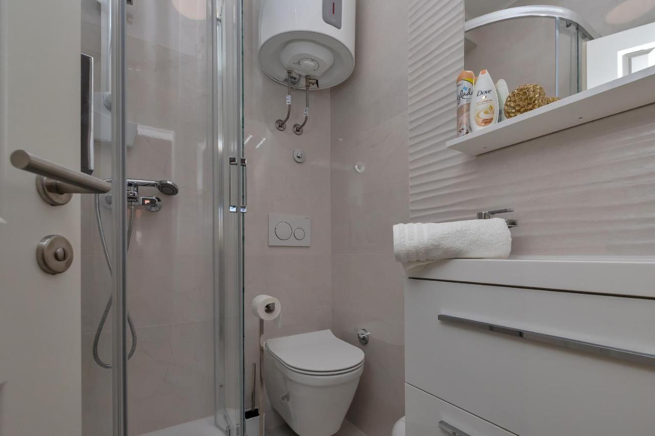 Apartments Marija Tucepi Luaran gambar