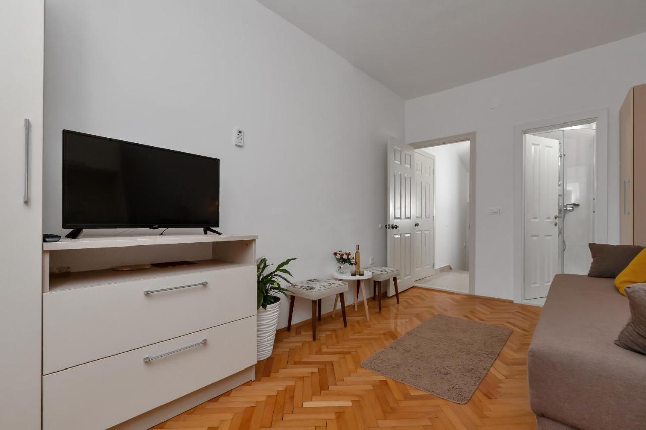 Apartments Marija Tucepi Luaran gambar