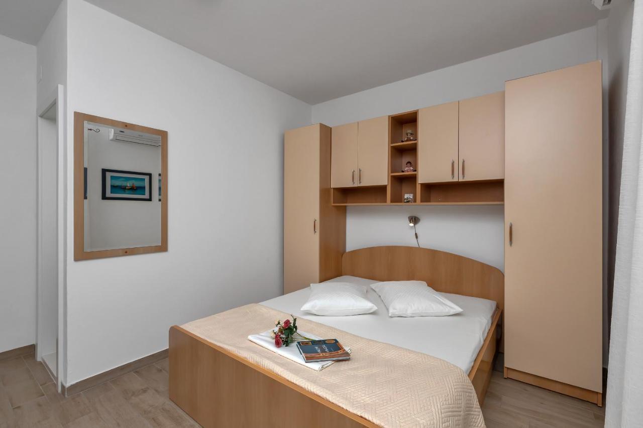 Apartments Marija Tucepi Luaran gambar
